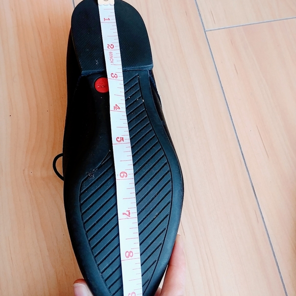 Camper leather Like new Flats loafers size 6 black - Picture 9 of 10